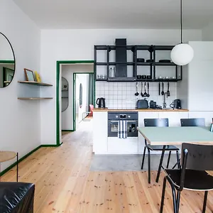 flattering-berlin.find-berlin-hotels.com/